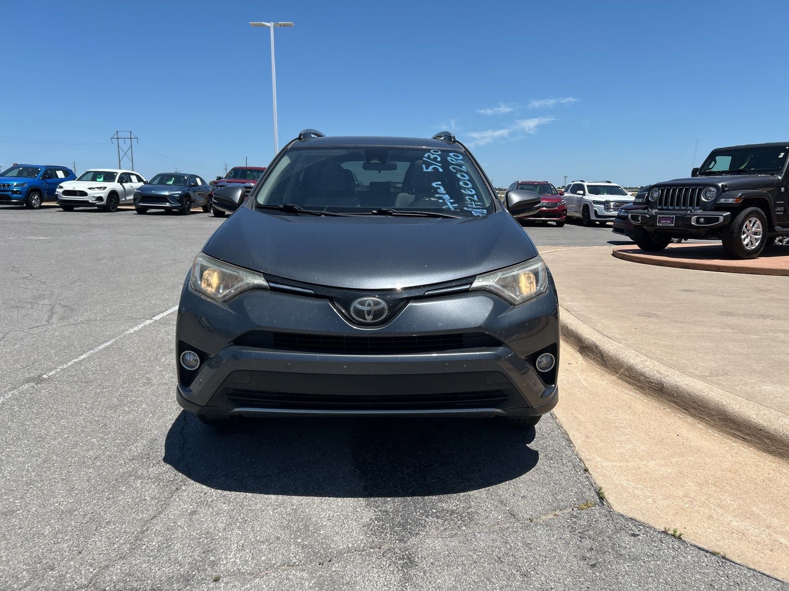 2017 Toyota RAV4 XLE