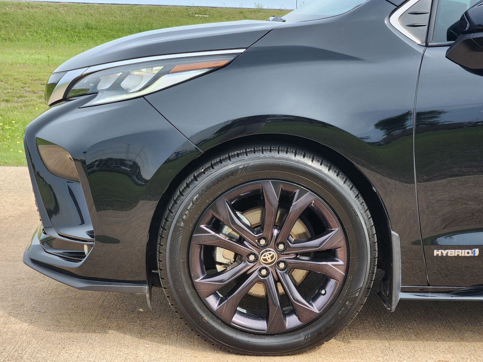 2021 Toyota Sienna XSE 7 Passenger