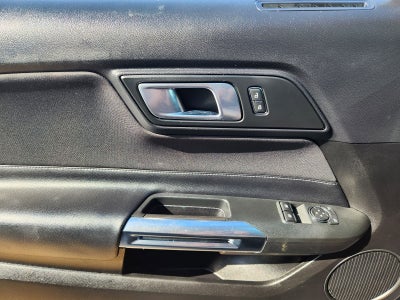 2021 Ford Mustang EcoBoost