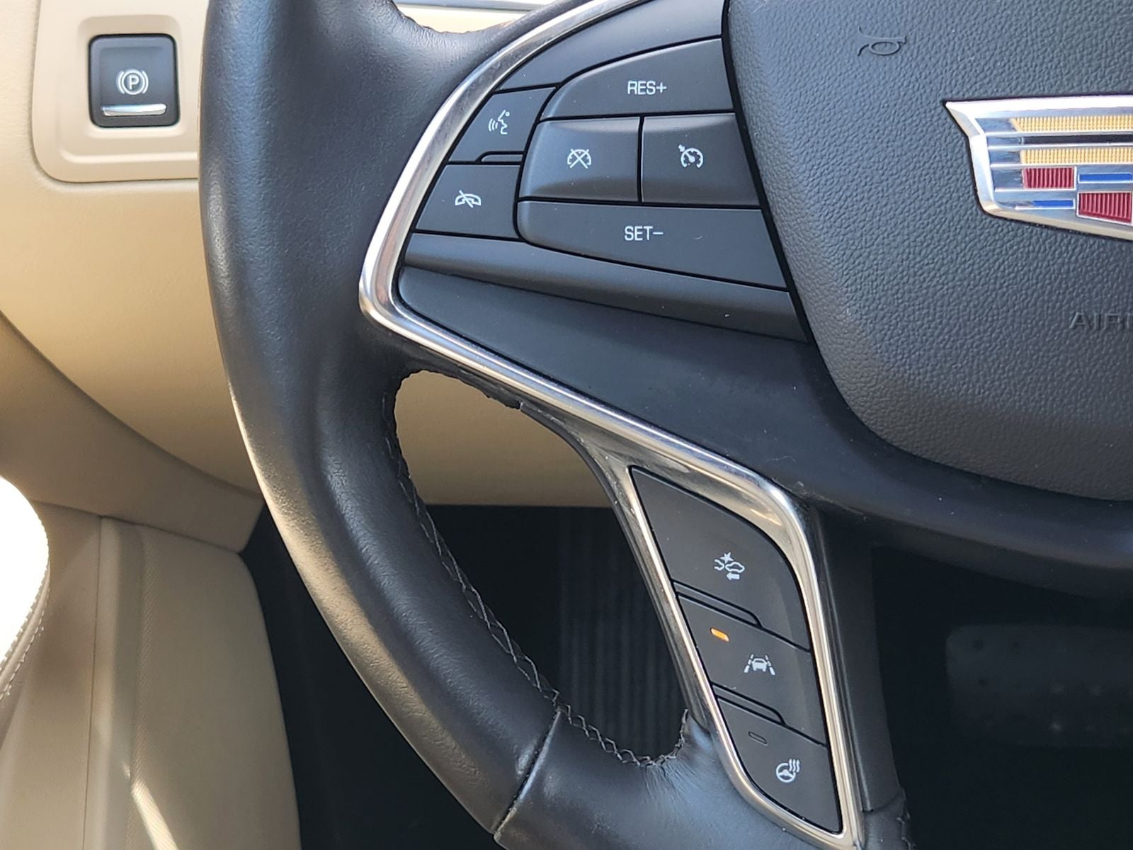 2019 Cadillac XT5 Premium Luxury