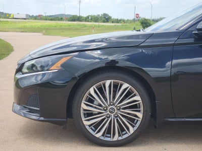 2025 Nissan Altima 2.5 SL