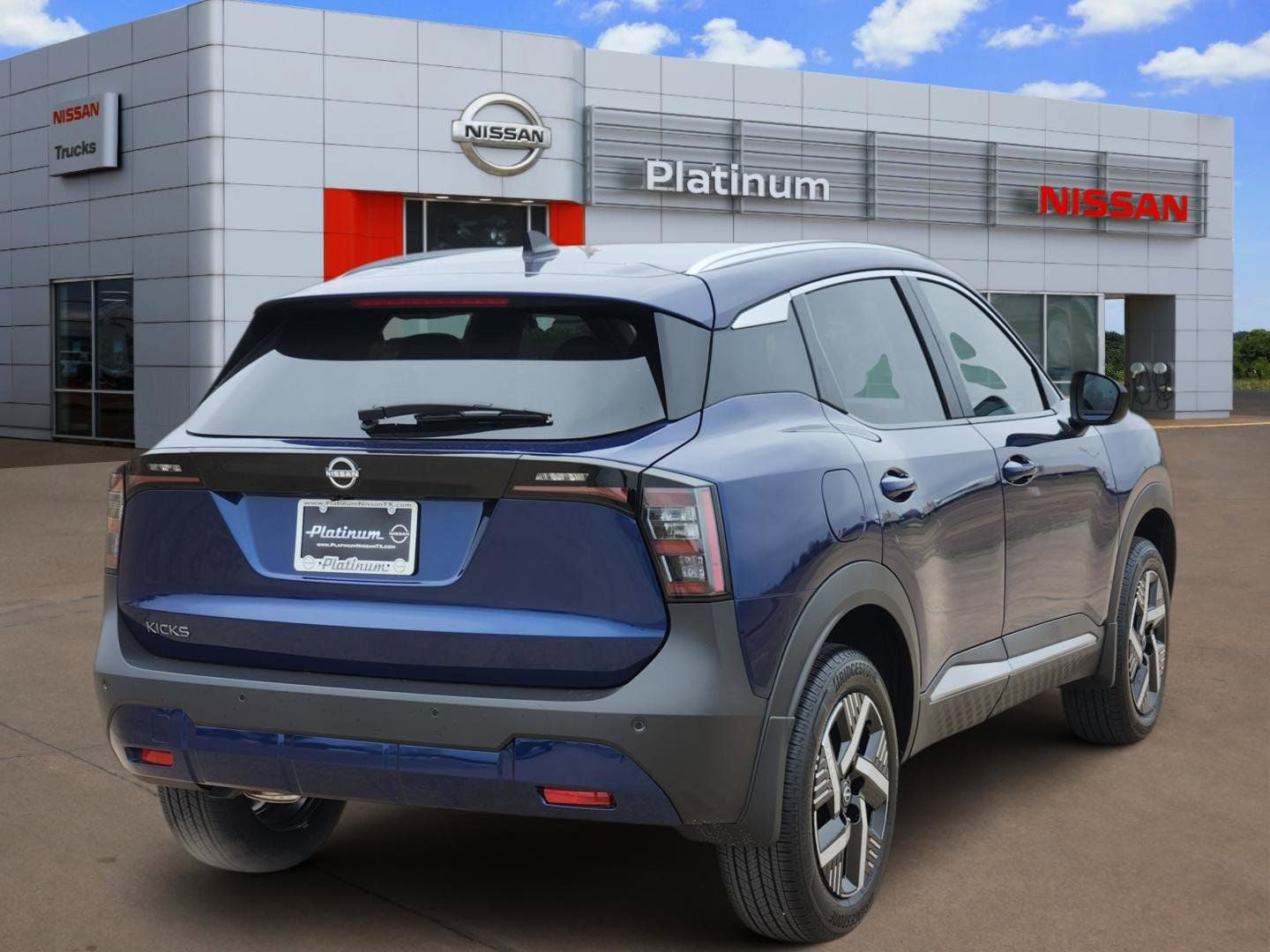 2026 Nissan Kicks SV