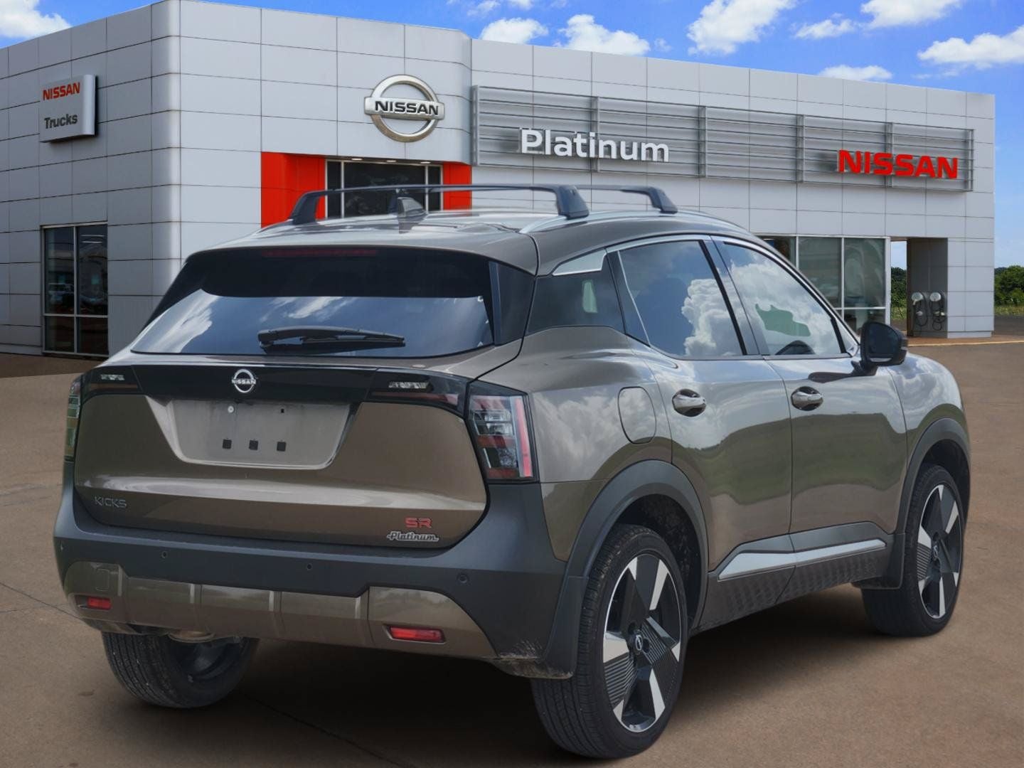 2025 Nissan Kicks SR