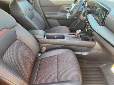 2027 Nissan Kicks SR