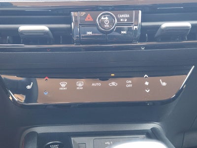 2027 Nissan Kicks SR