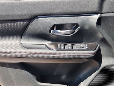 2027 Nissan Kicks SR