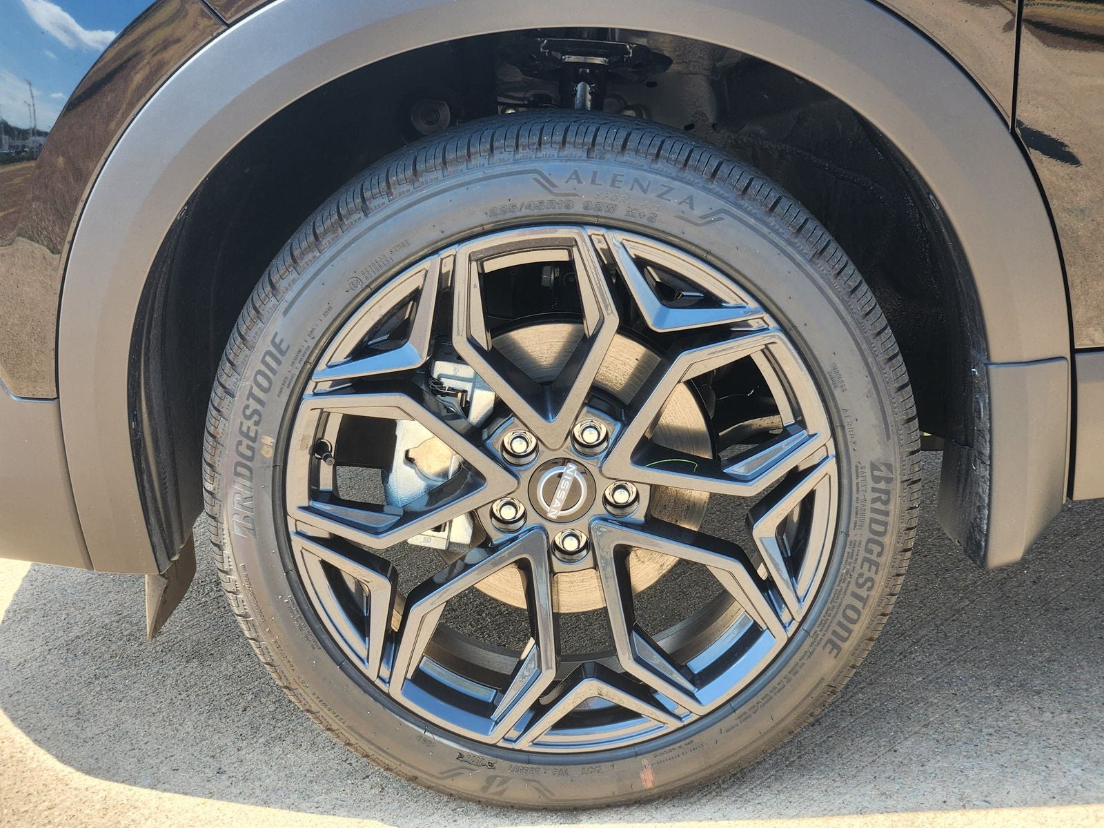 2027 Nissan Kicks SR