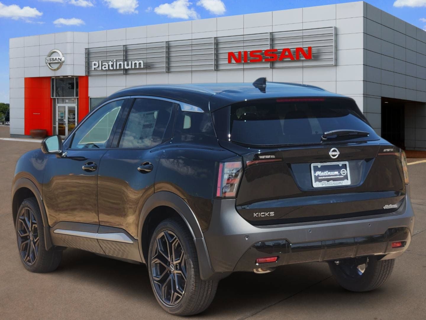 2027 Nissan Kicks SR