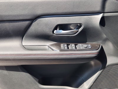 2027 Nissan Kicks SR
