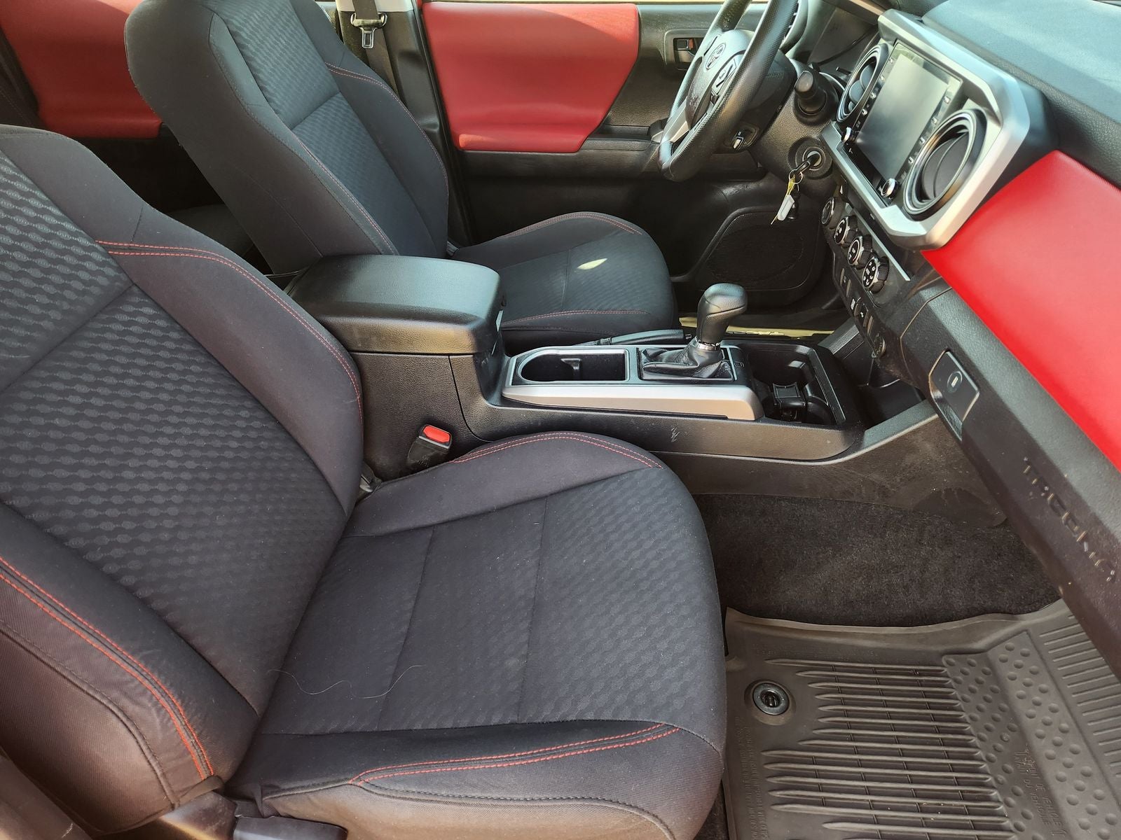 2020 Toyota Tacoma SR5 V6