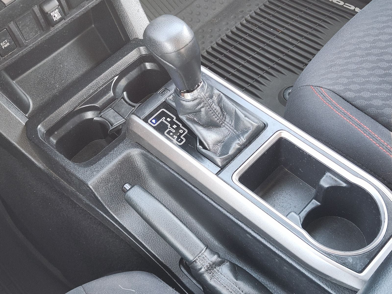 2020 Toyota Tacoma SR5 V6
