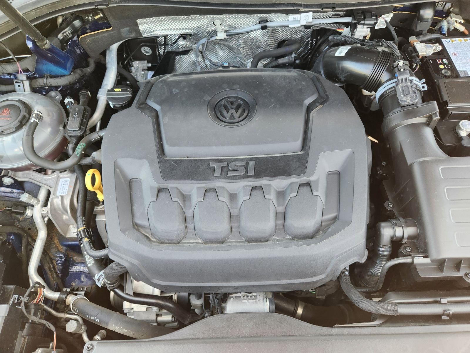 2024 Volkswagen Tiguan 2.0T SEL R-Line