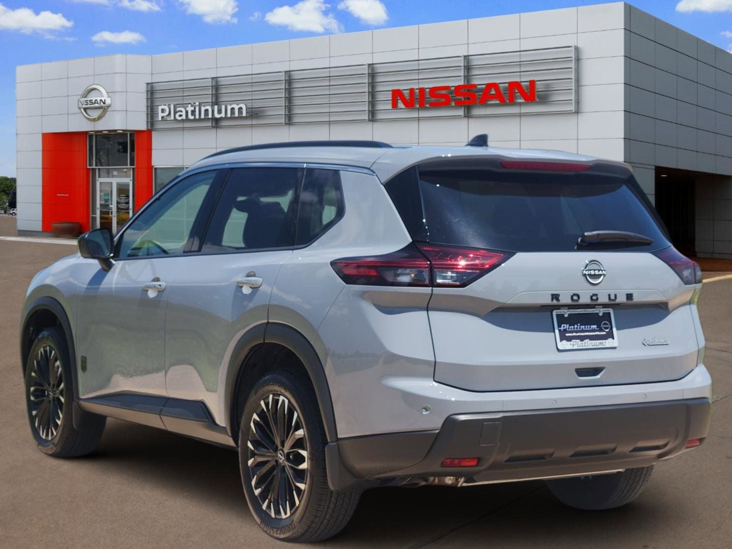 2026 Nissan Rogue Dark Armor