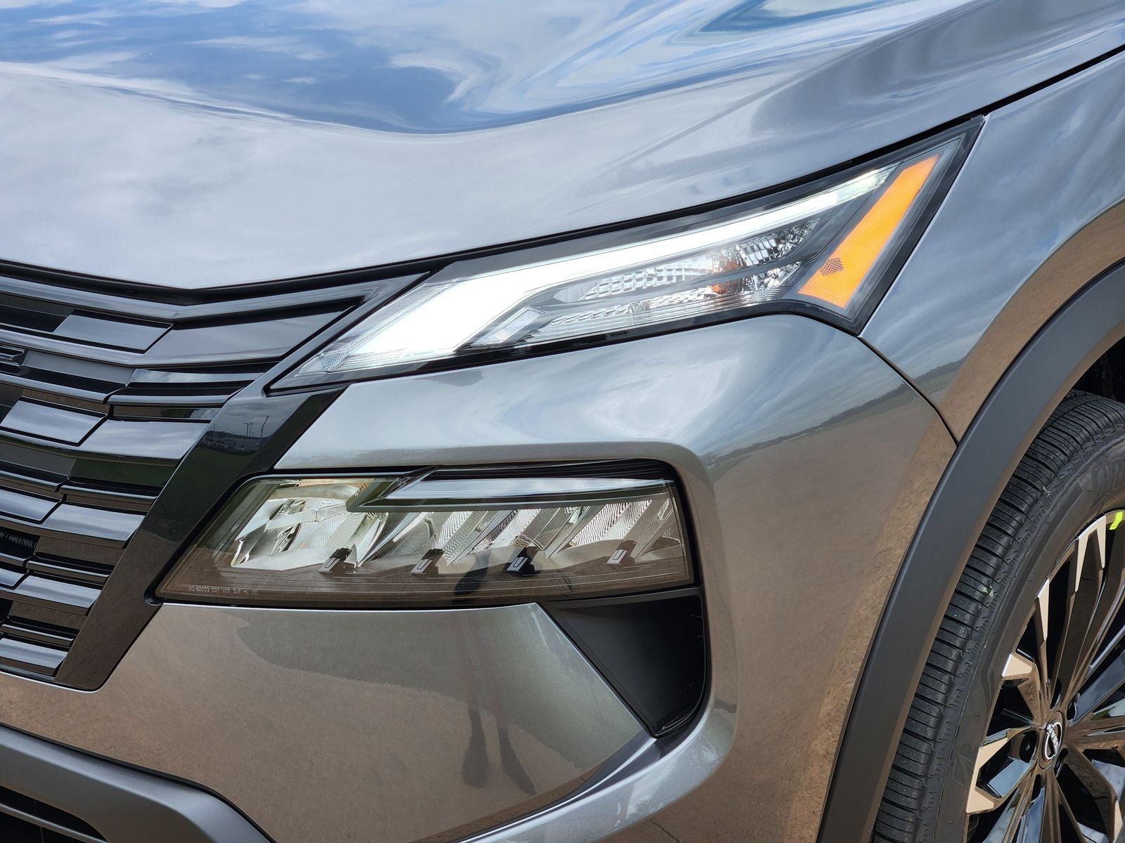 2026 Nissan Rogue Dark Armor
