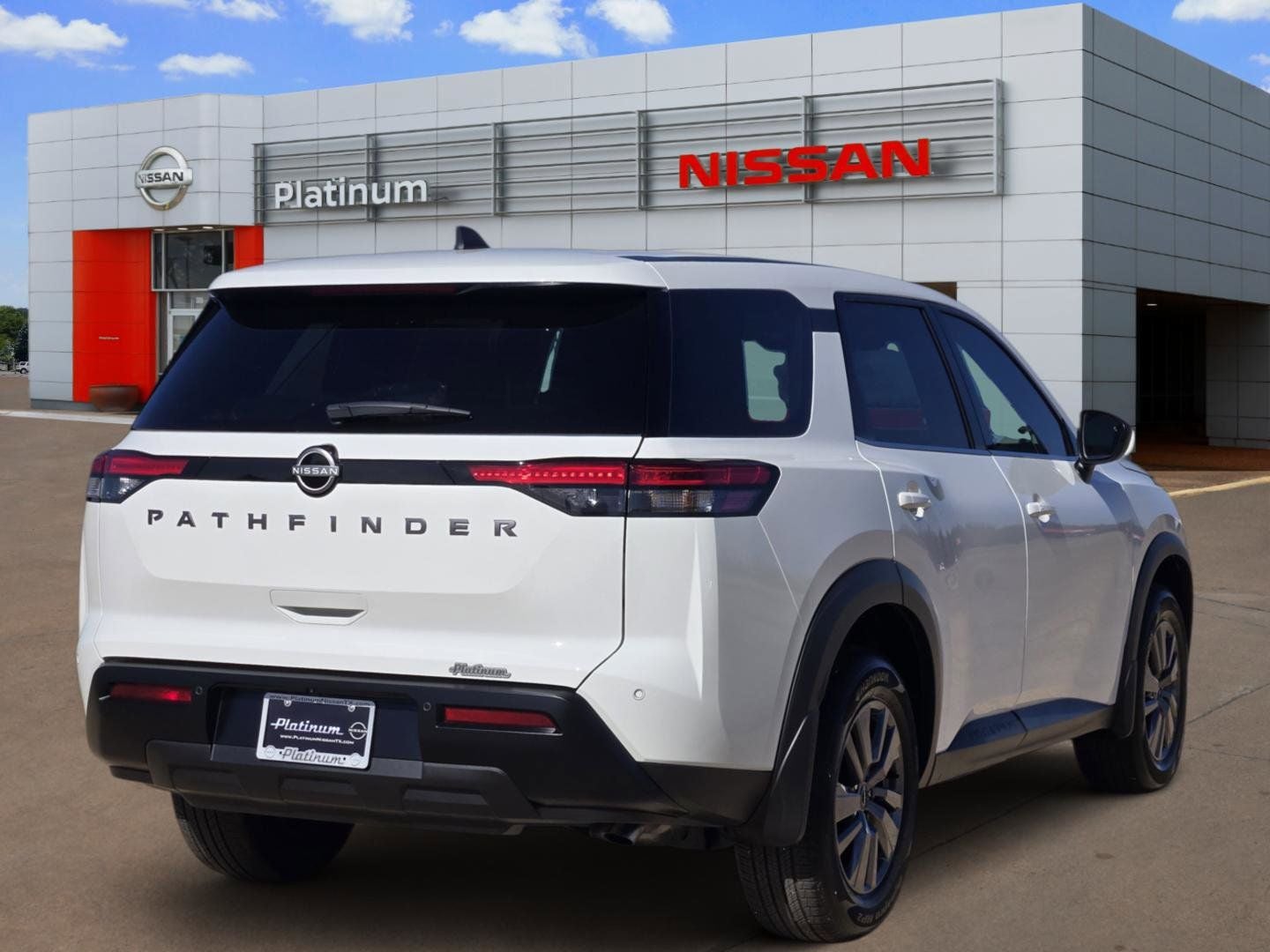 2026 Nissan Pathfinder S