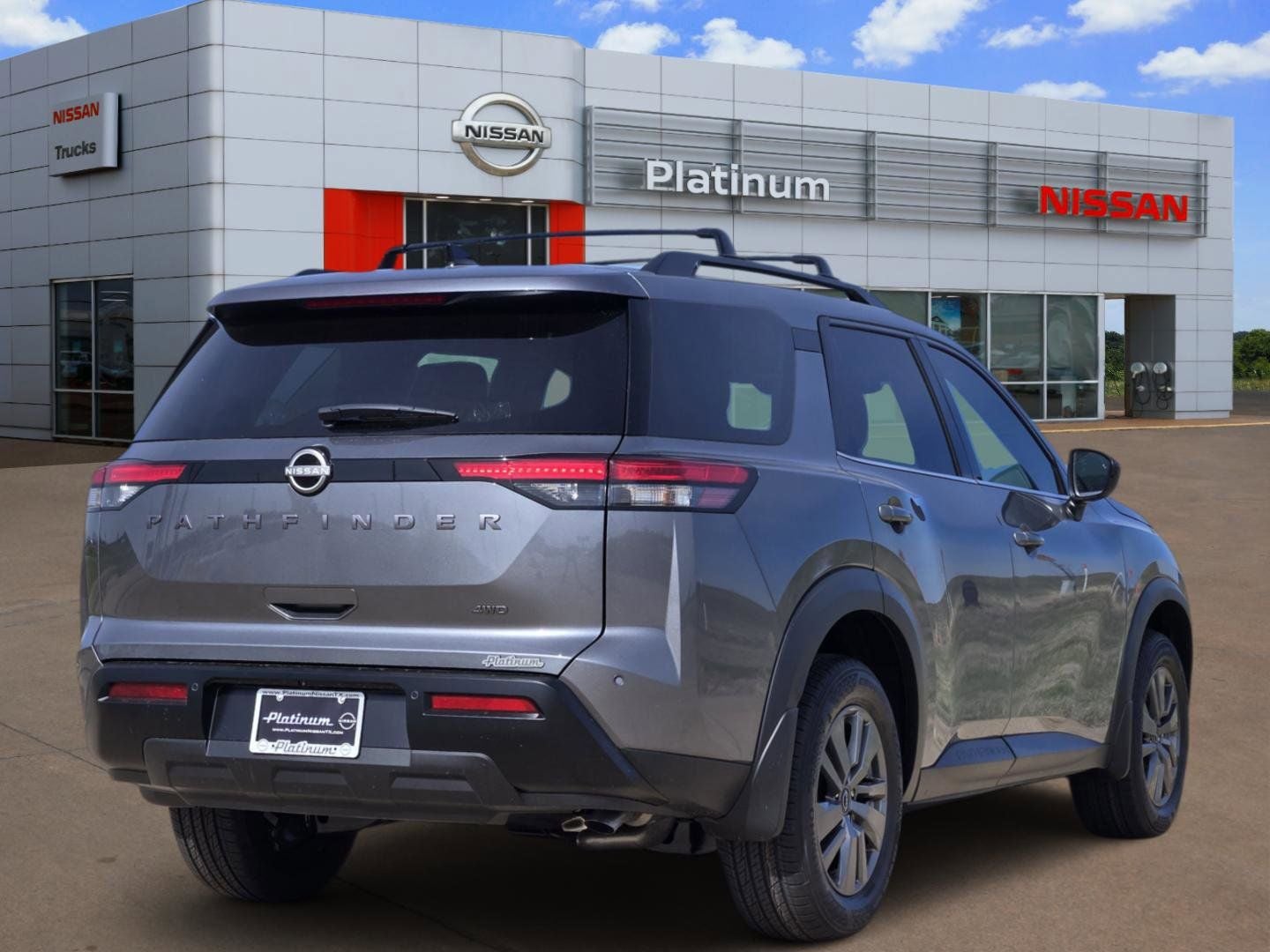 2026 Nissan Pathfinder SV