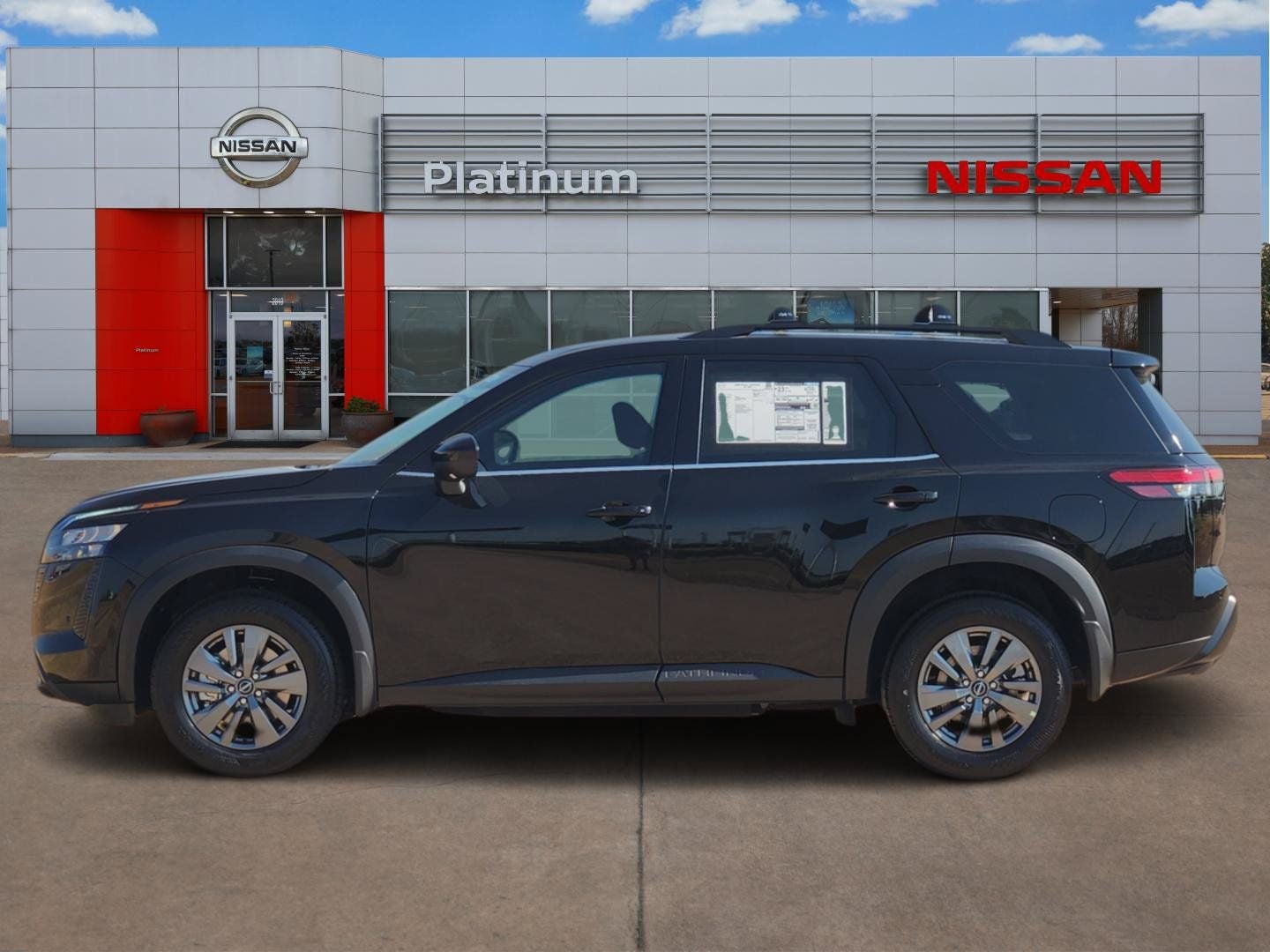 2026 Nissan Pathfinder SV