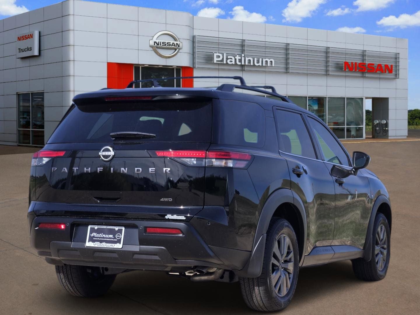 2026 Nissan Pathfinder SV