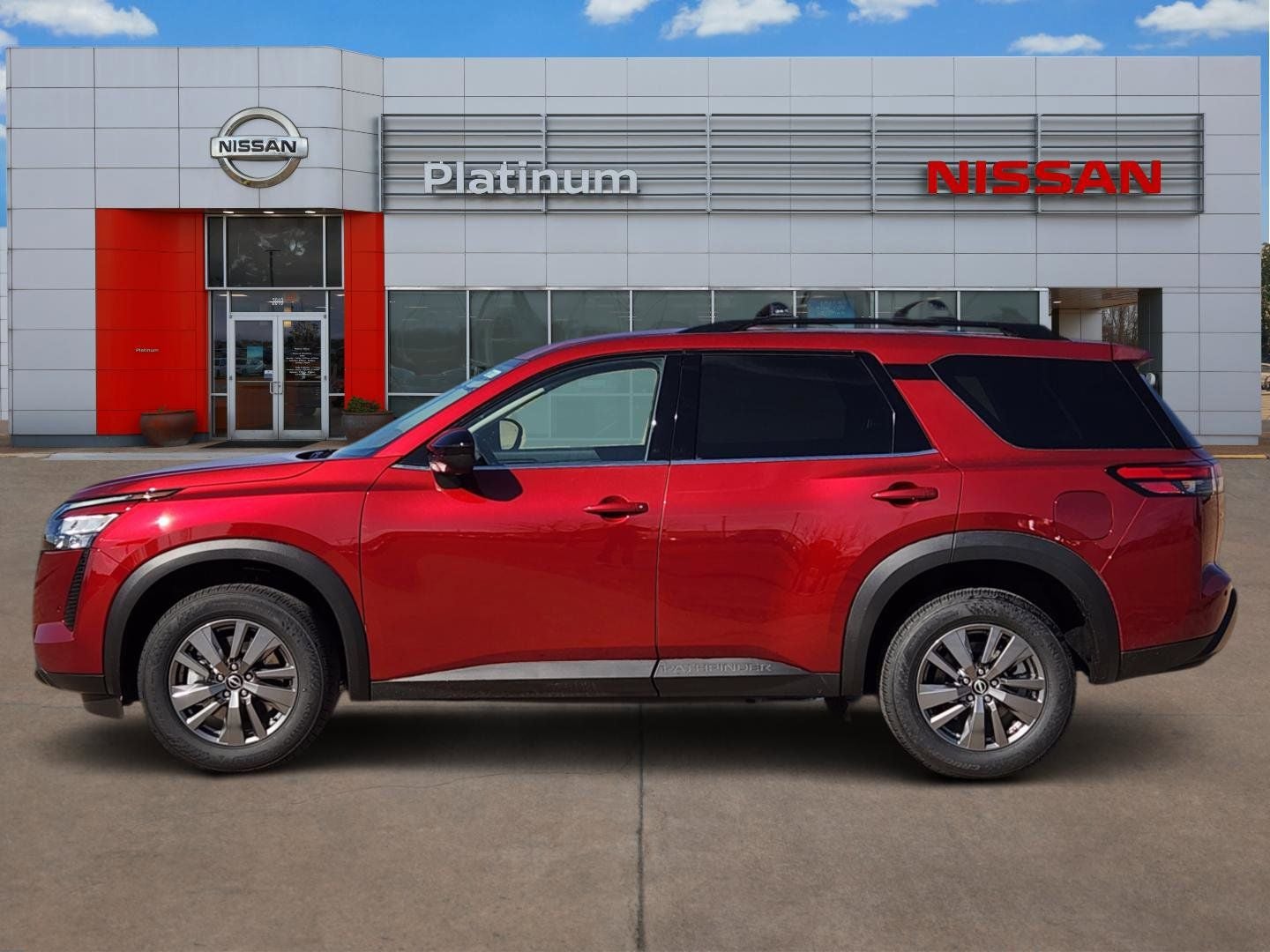 2026 Nissan Pathfinder SV