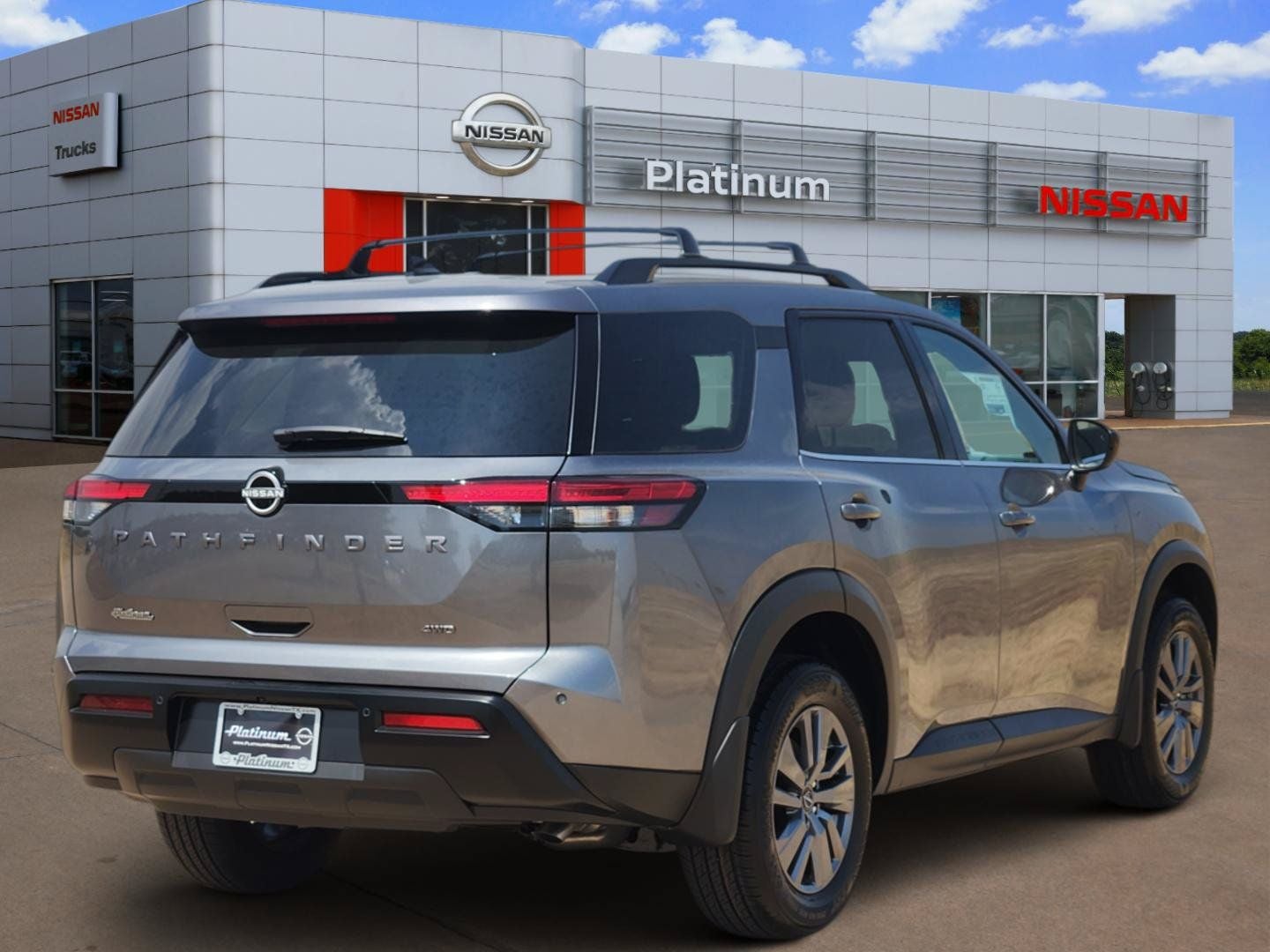 2026 Nissan Pathfinder SV