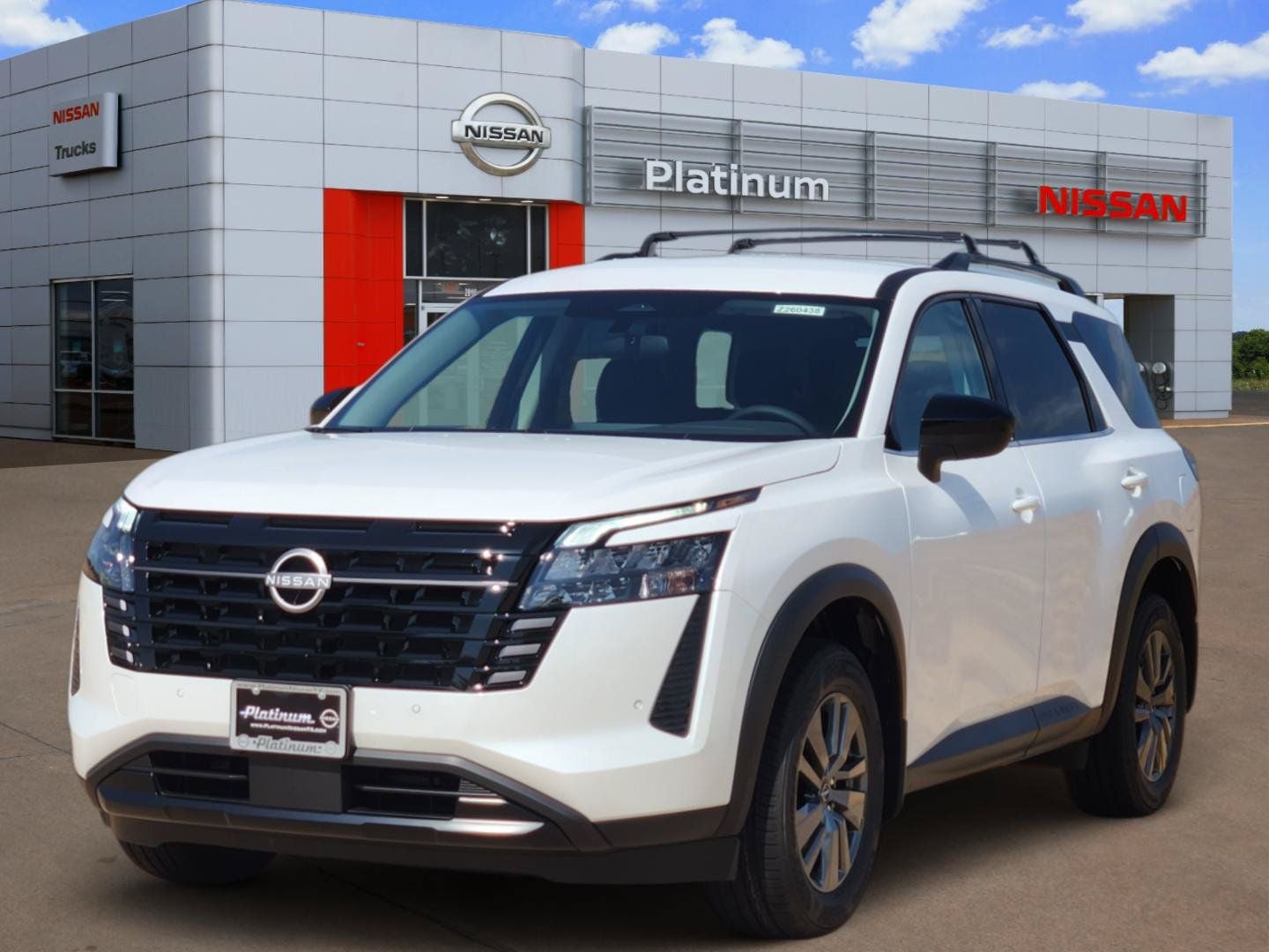 2026 Nissan Pathfinder SV