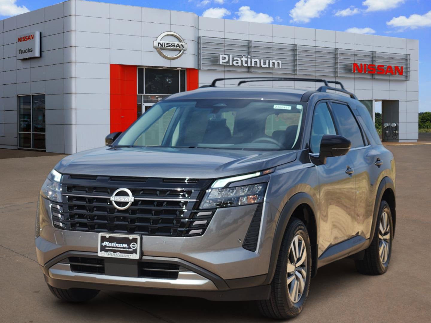 2026 Nissan Pathfinder SL