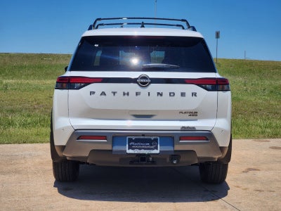 2026 Nissan Pathfinder Platinum