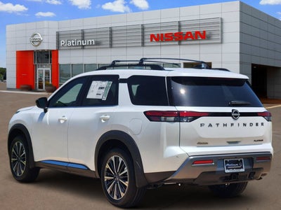 2026 Nissan Pathfinder Platinum