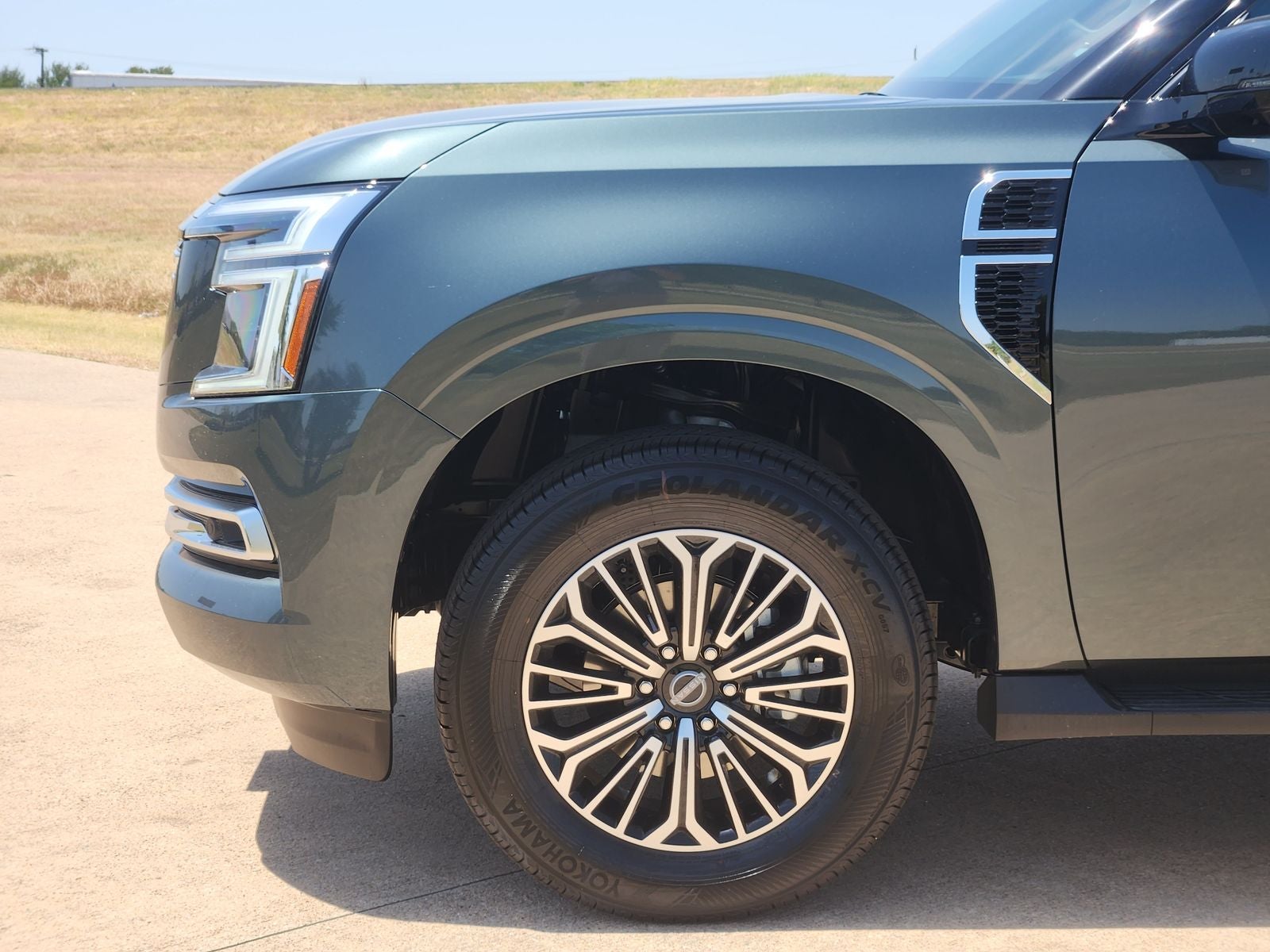 2026 Nissan Armada SL