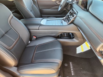 2025 Nissan Armada SL