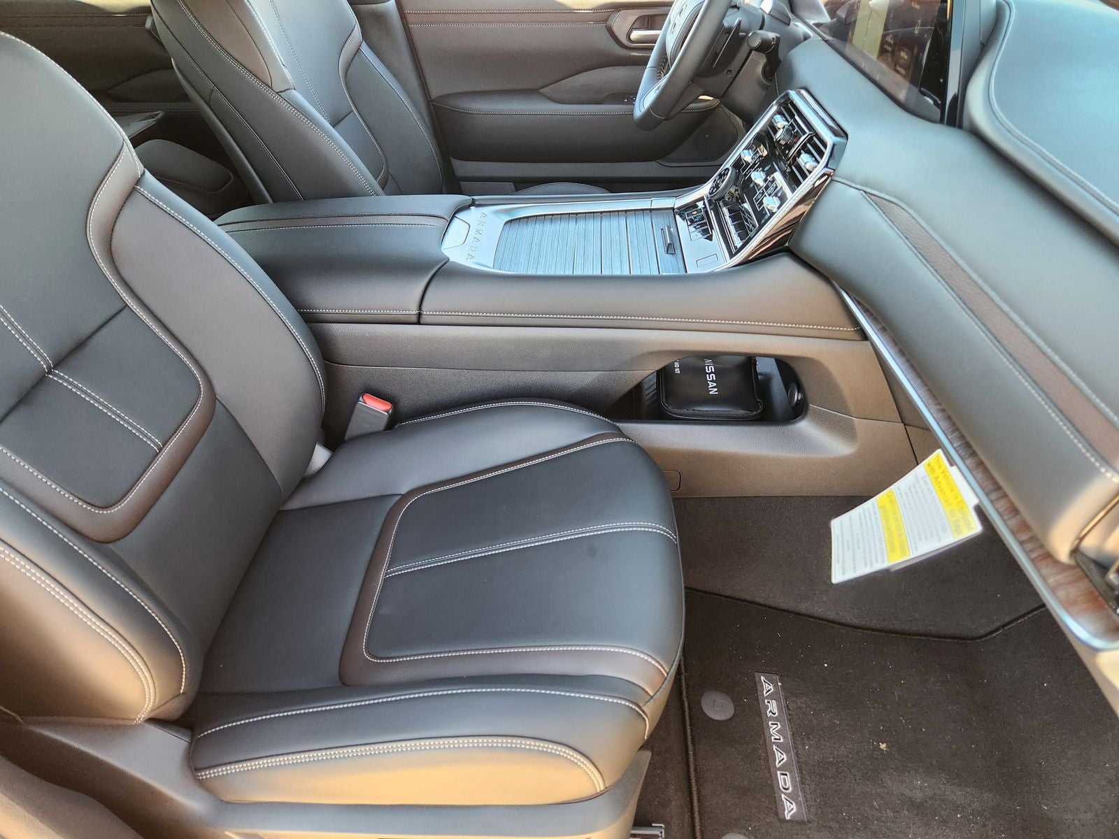 2025 Nissan Armada SL