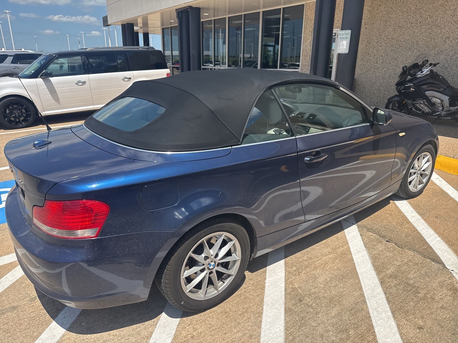 2011 BMW 1 Series 128i