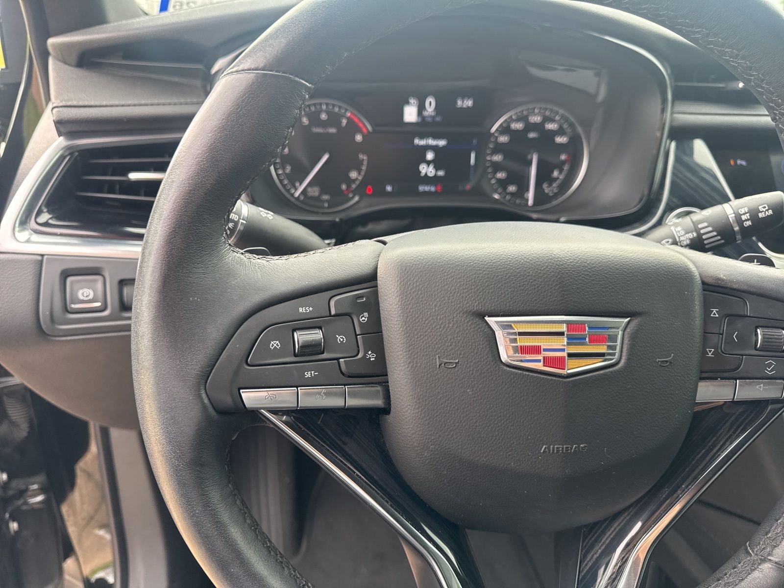 2023 Cadillac XT6 Premium Luxury