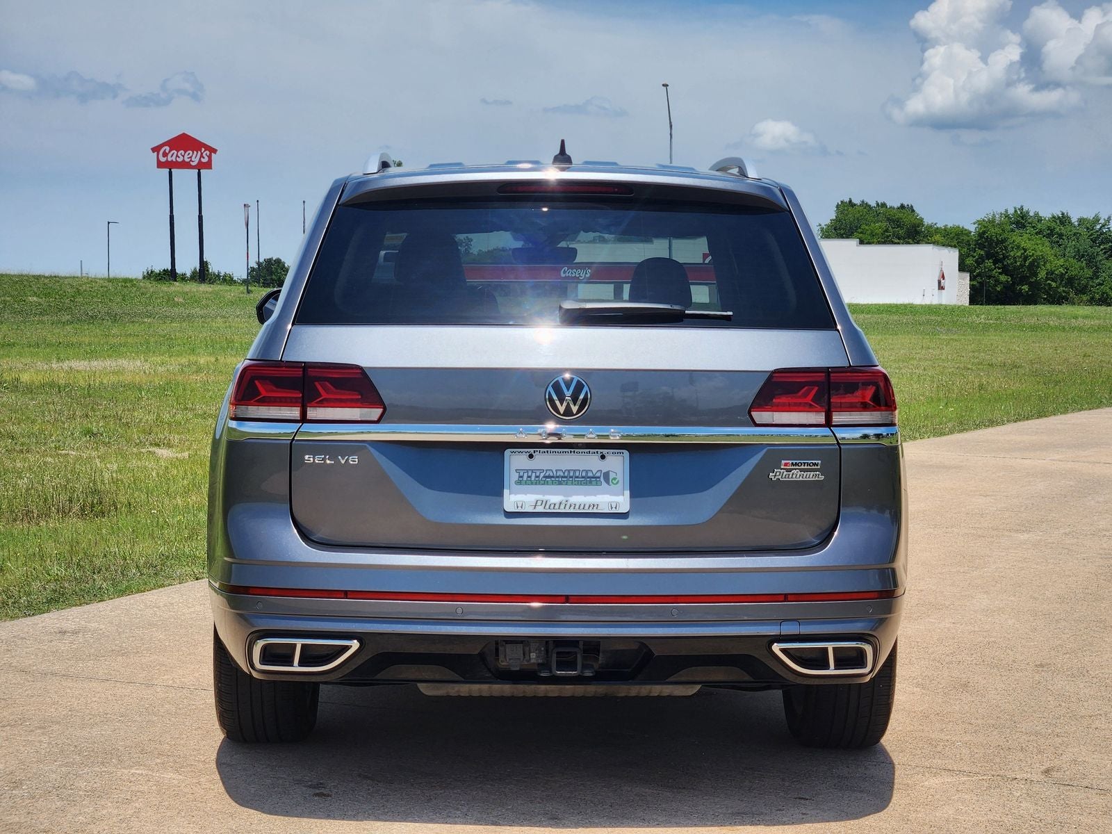 2022 Volkswagen Atlas 3.6L V6 SEL R-Line