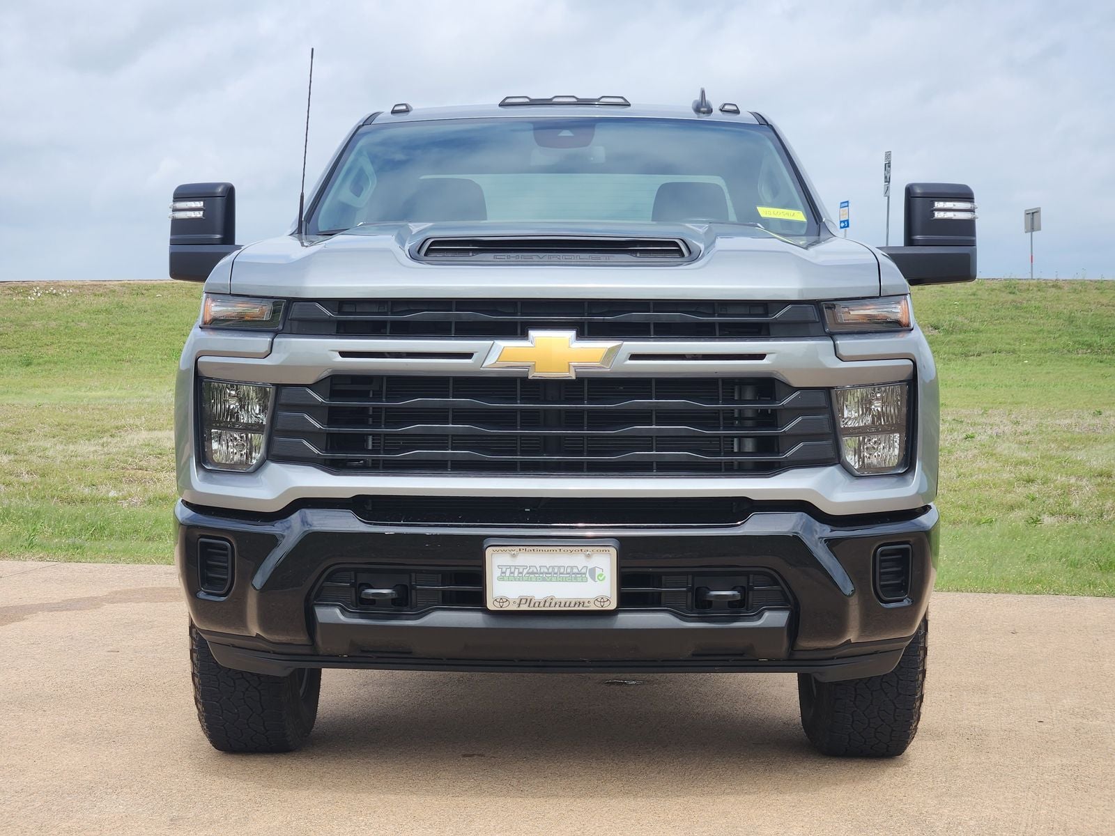 2024 Chevrolet Silverado 2500HD Custom