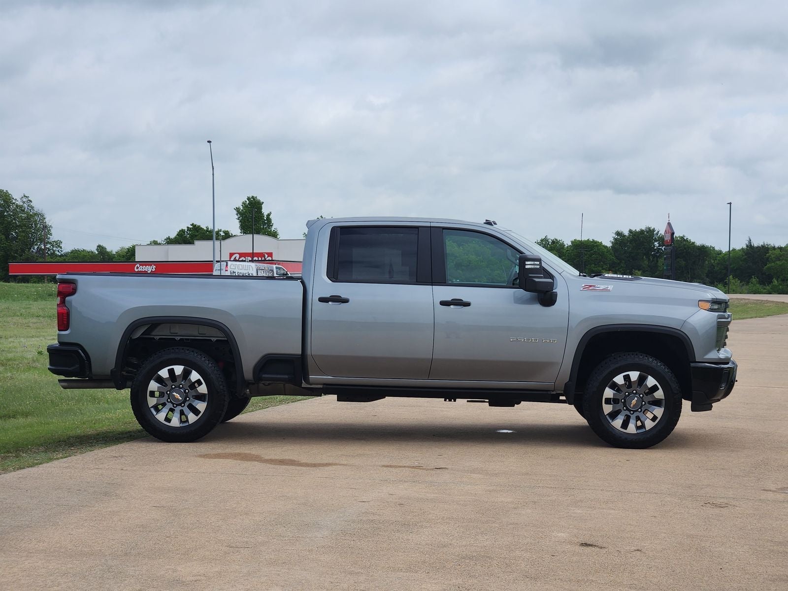 2024 Chevrolet Silverado 2500HD Custom