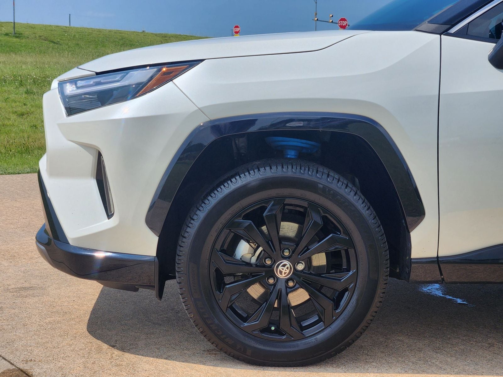 2022 Toyota RAV4 Hybrid XSE