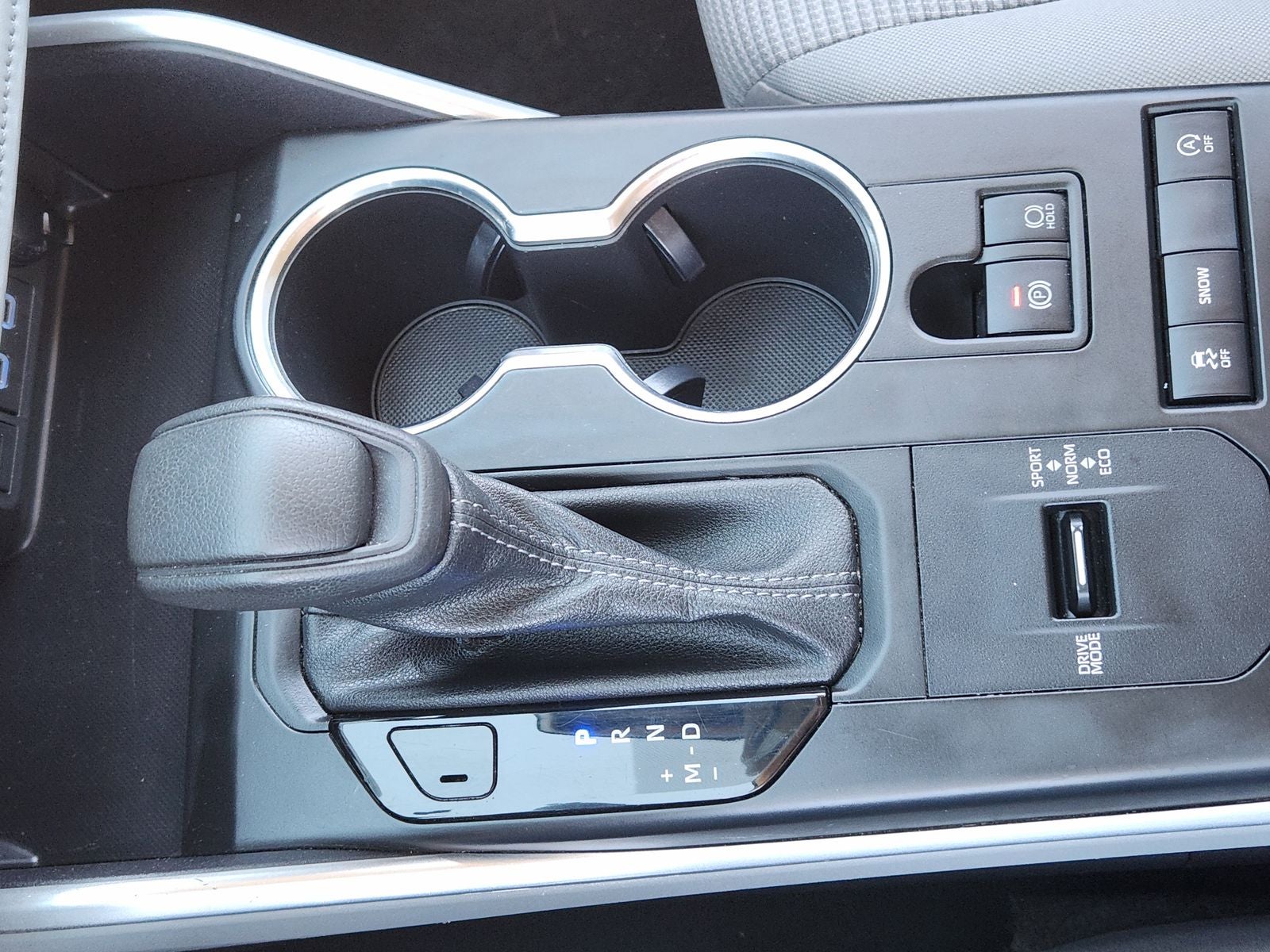 2022 Toyota Highlander L