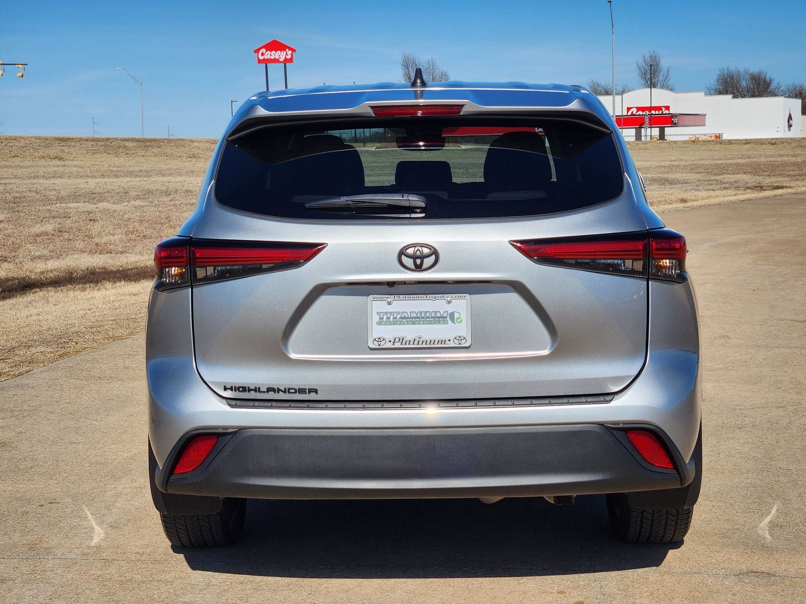 2022 Toyota Highlander L