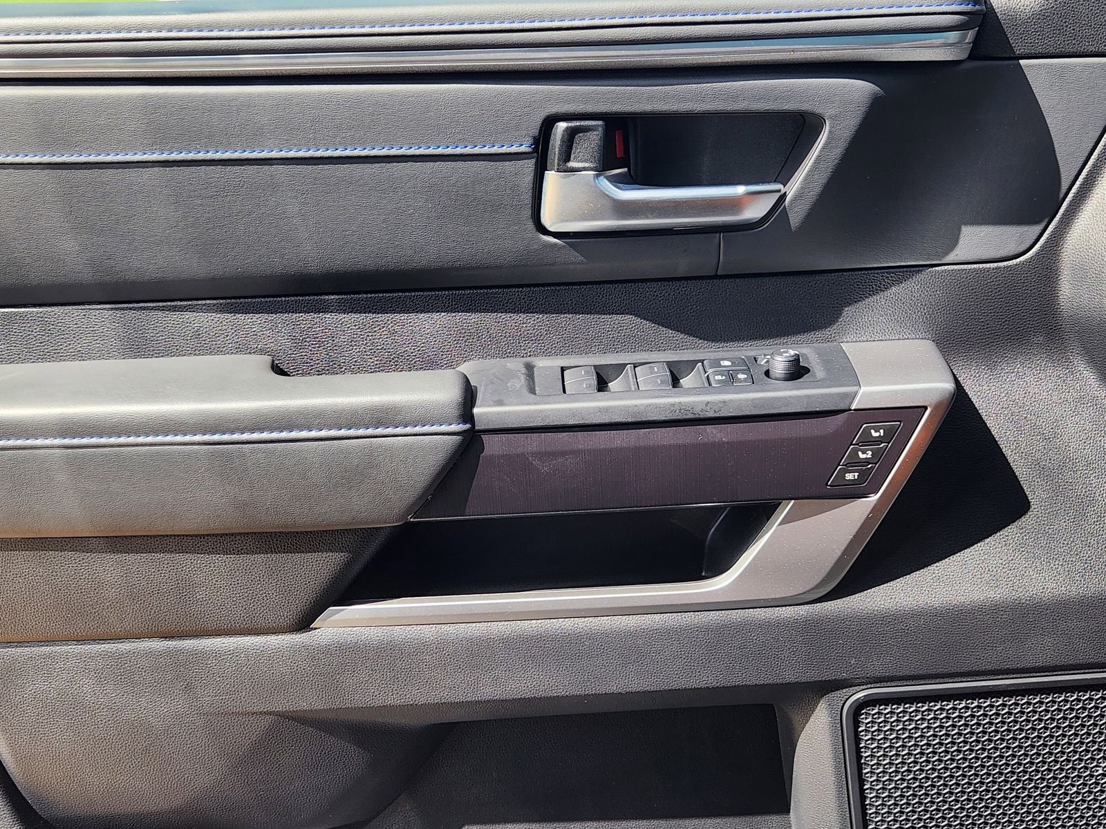 2022 Toyota Tundra Platinum
