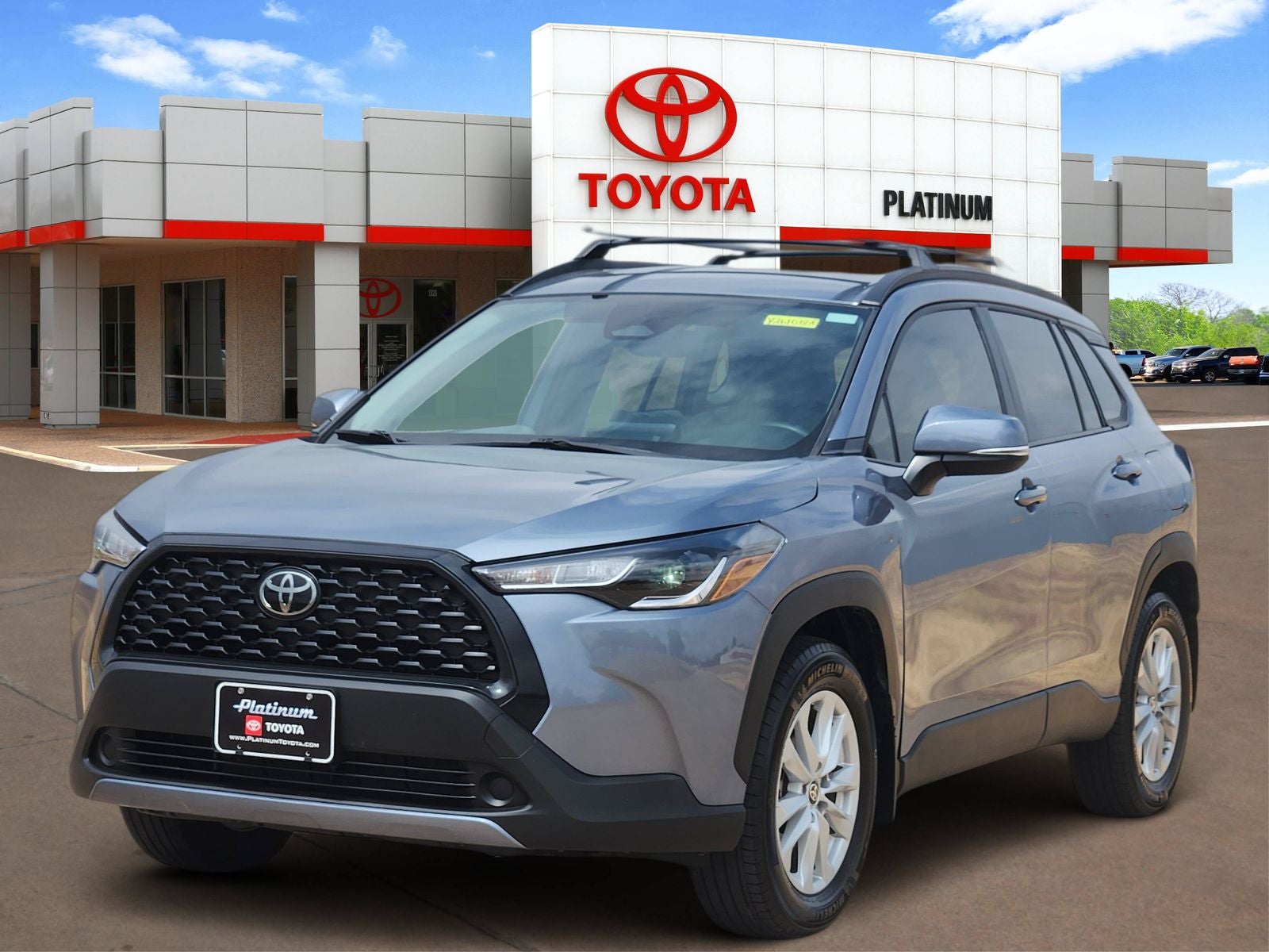 2024 Toyota Corolla Cross LE
