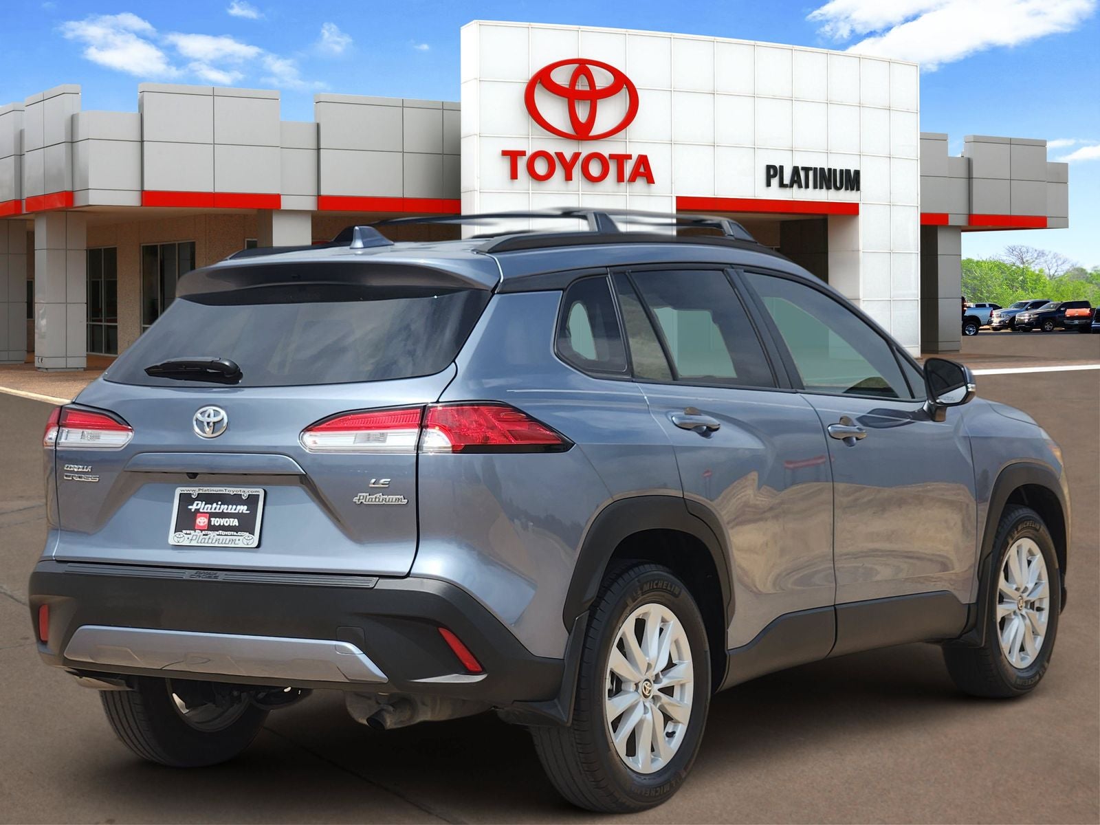 2024 Toyota Corolla Cross LE