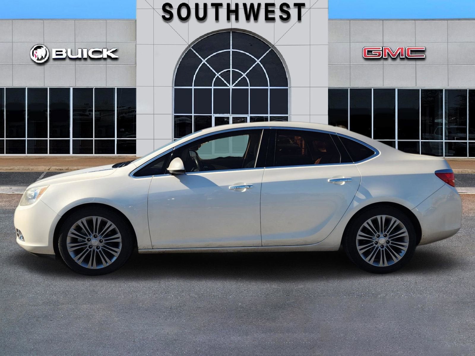 2012 Buick Verano Leather Group