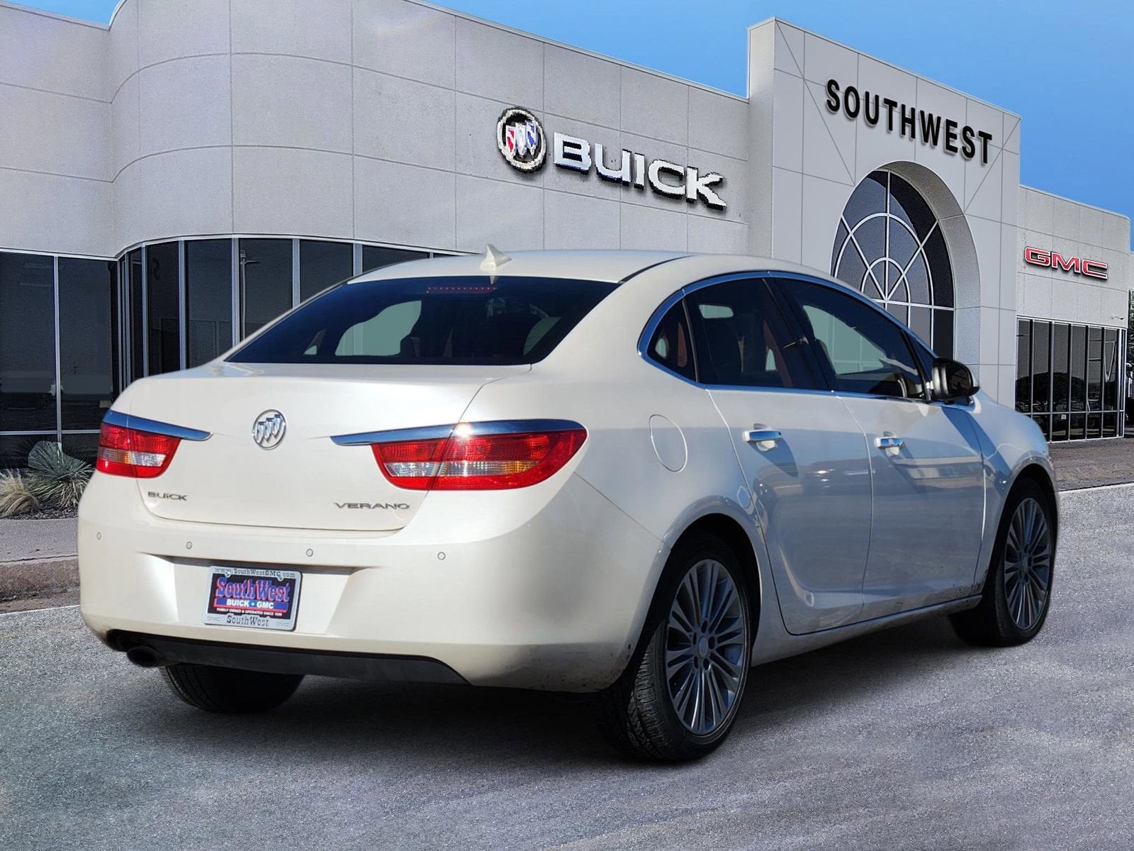 2012 Buick Verano Leather Group