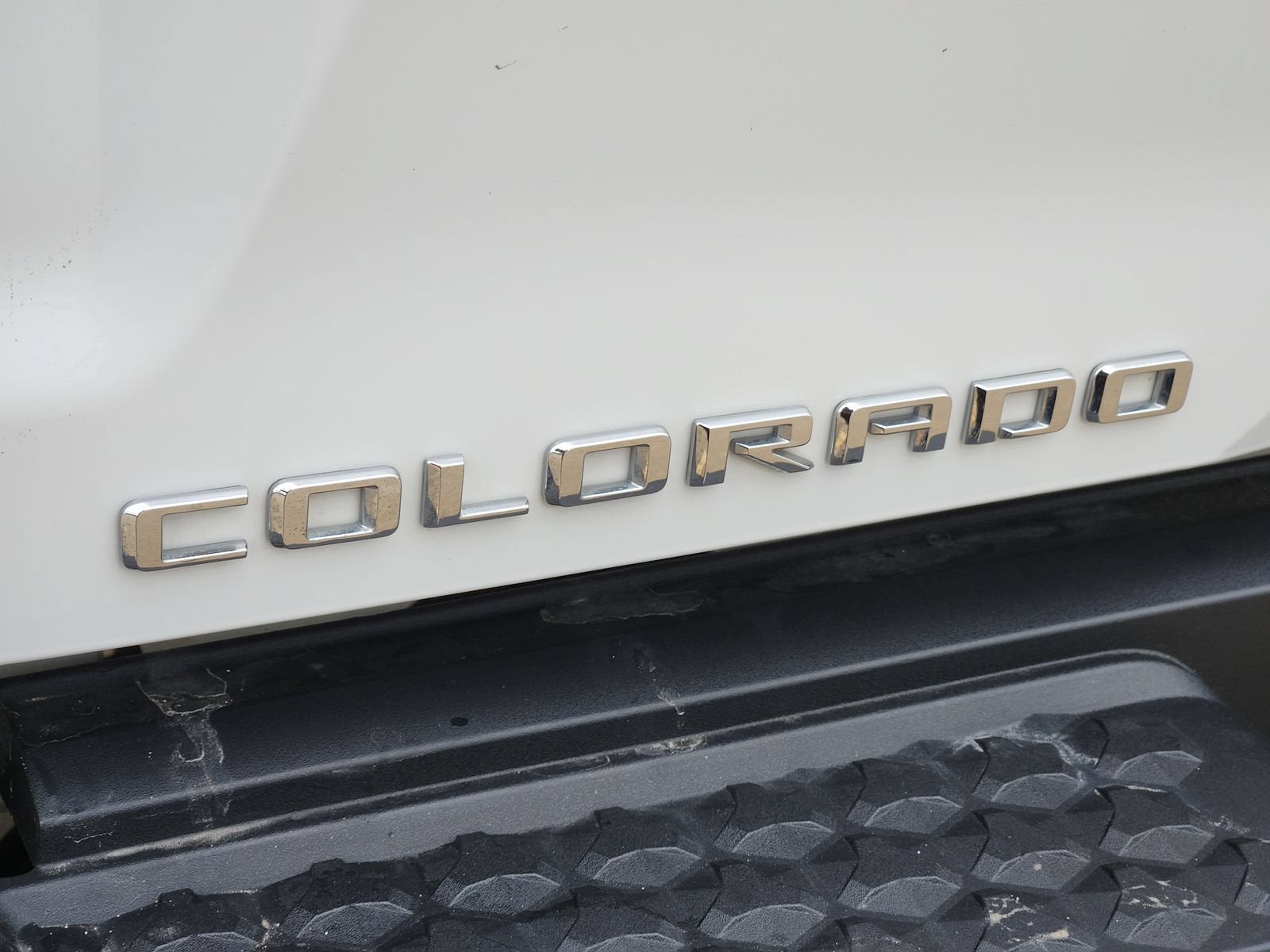2024 Chevrolet Colorado WT