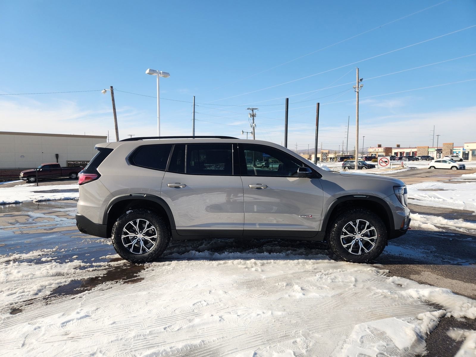 2026 GMC Acadia AT4