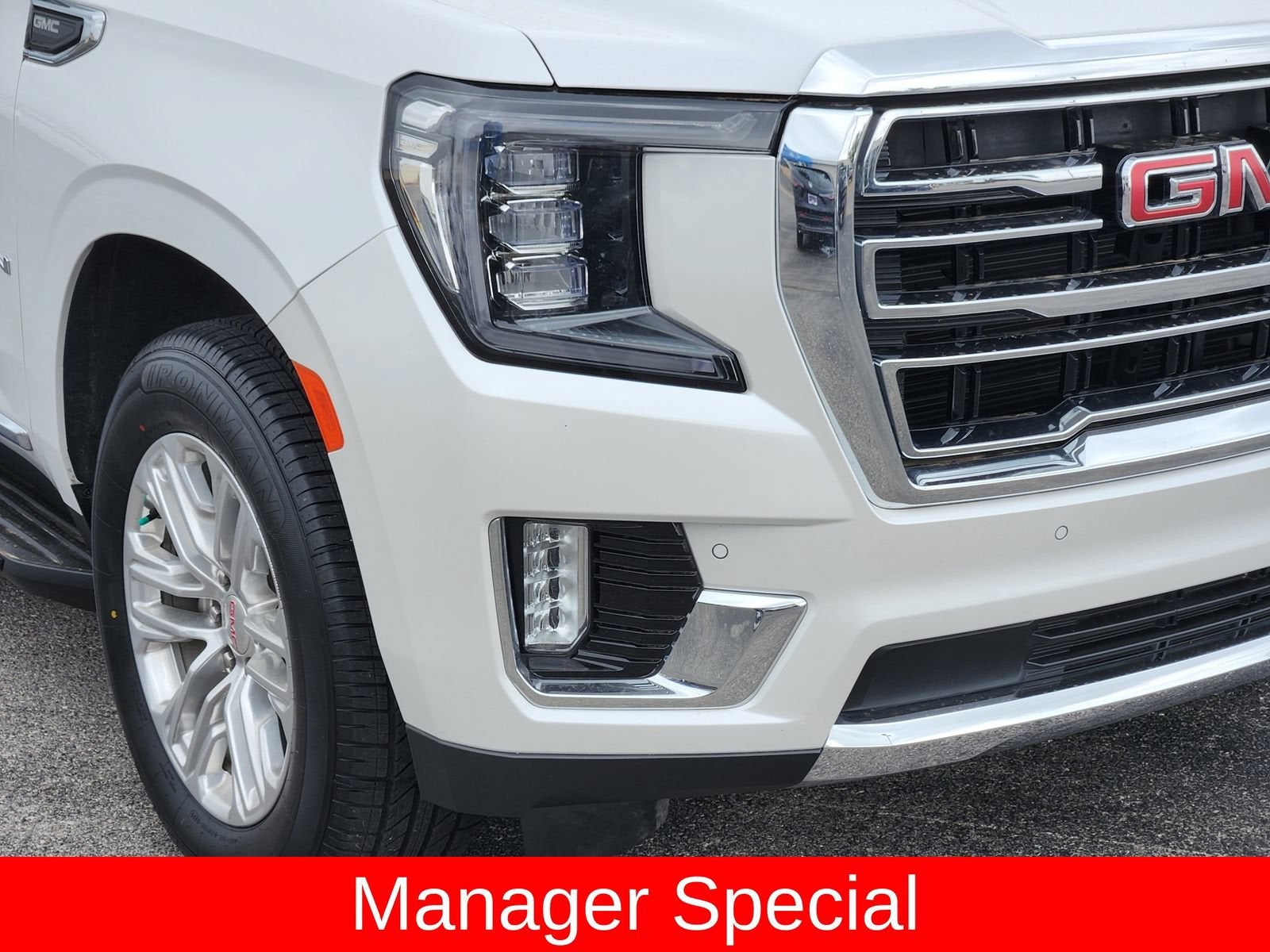 2024 GMC Yukon SLT