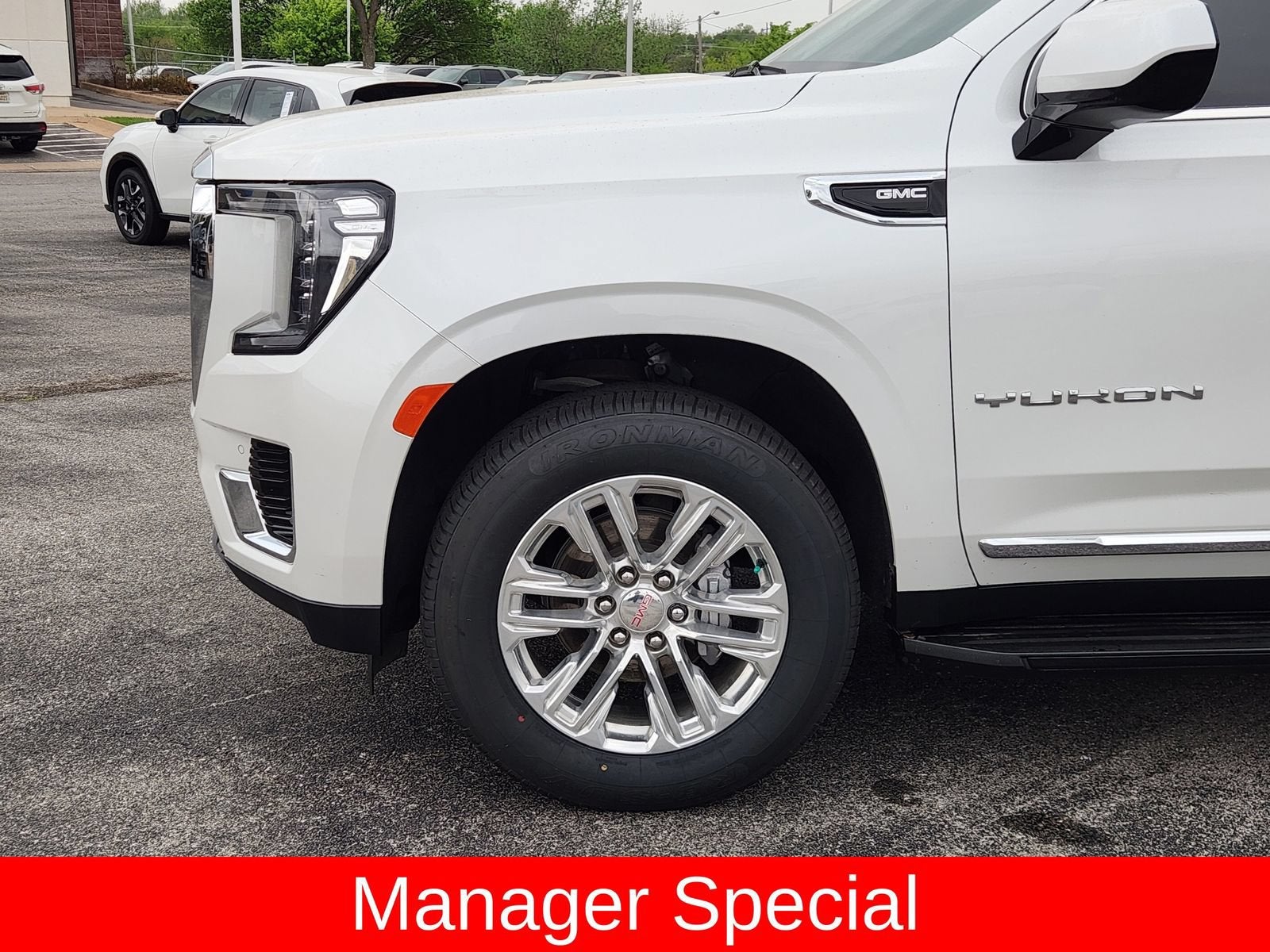 2024 GMC Yukon SLT