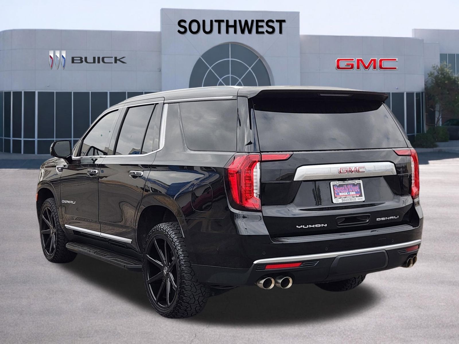2024 GMC Yukon Denali