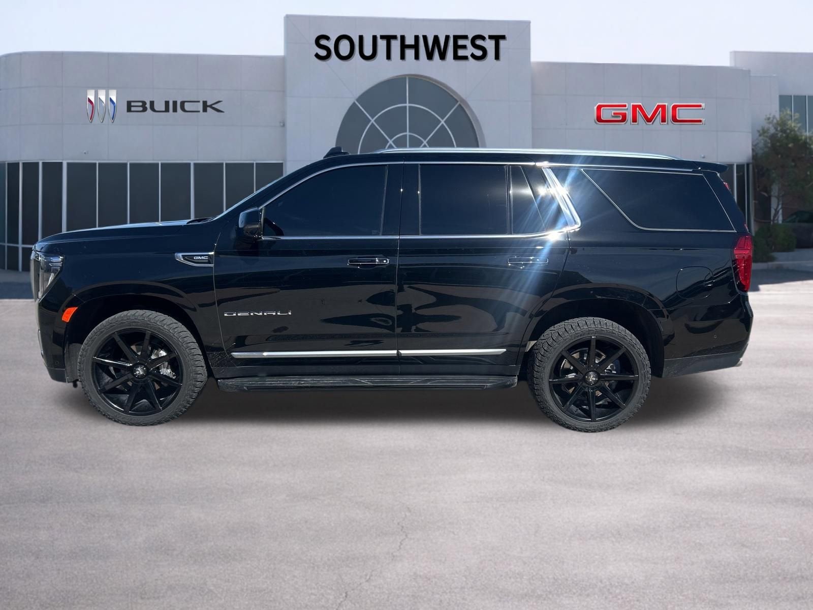 2024 GMC Yukon Denali